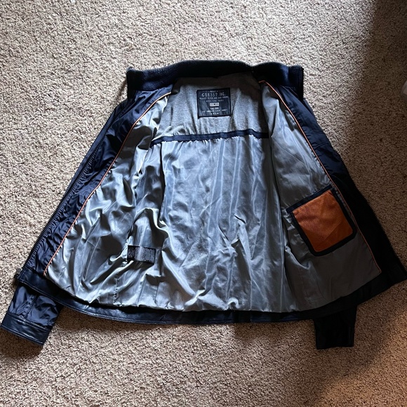 Guess Faux Leather Lightweight Bomber Jacket- Mens XL in Navy - Picture 2 of 3